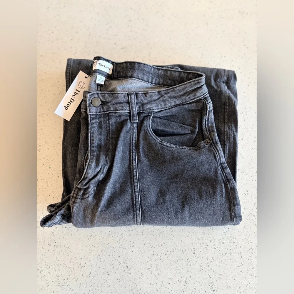 NWT Stylish Chic Plus Size Charcoal Wide-Leg Flare Jeans - Picture 2 of 5